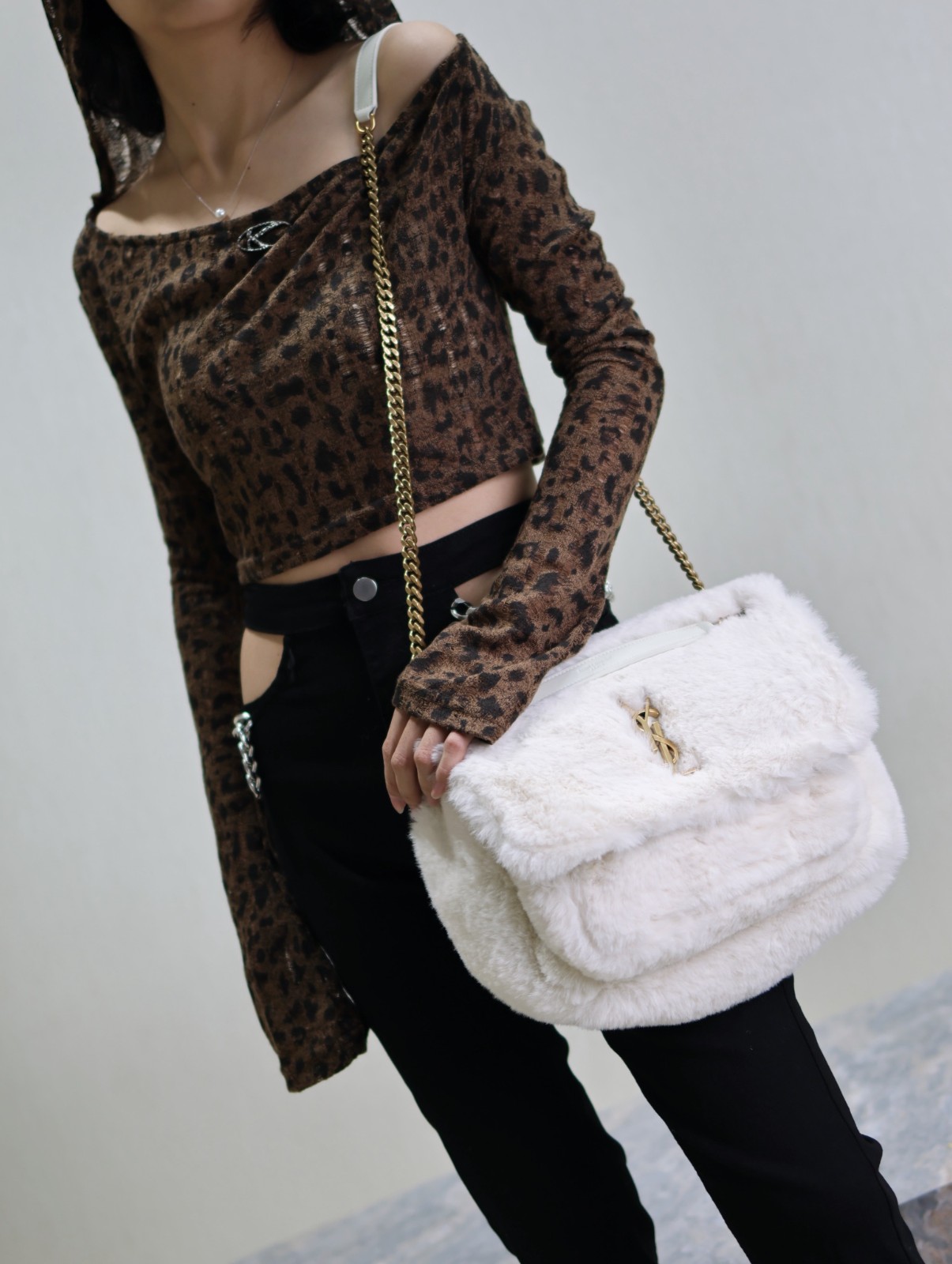 42 YSL 755857 498830 633158