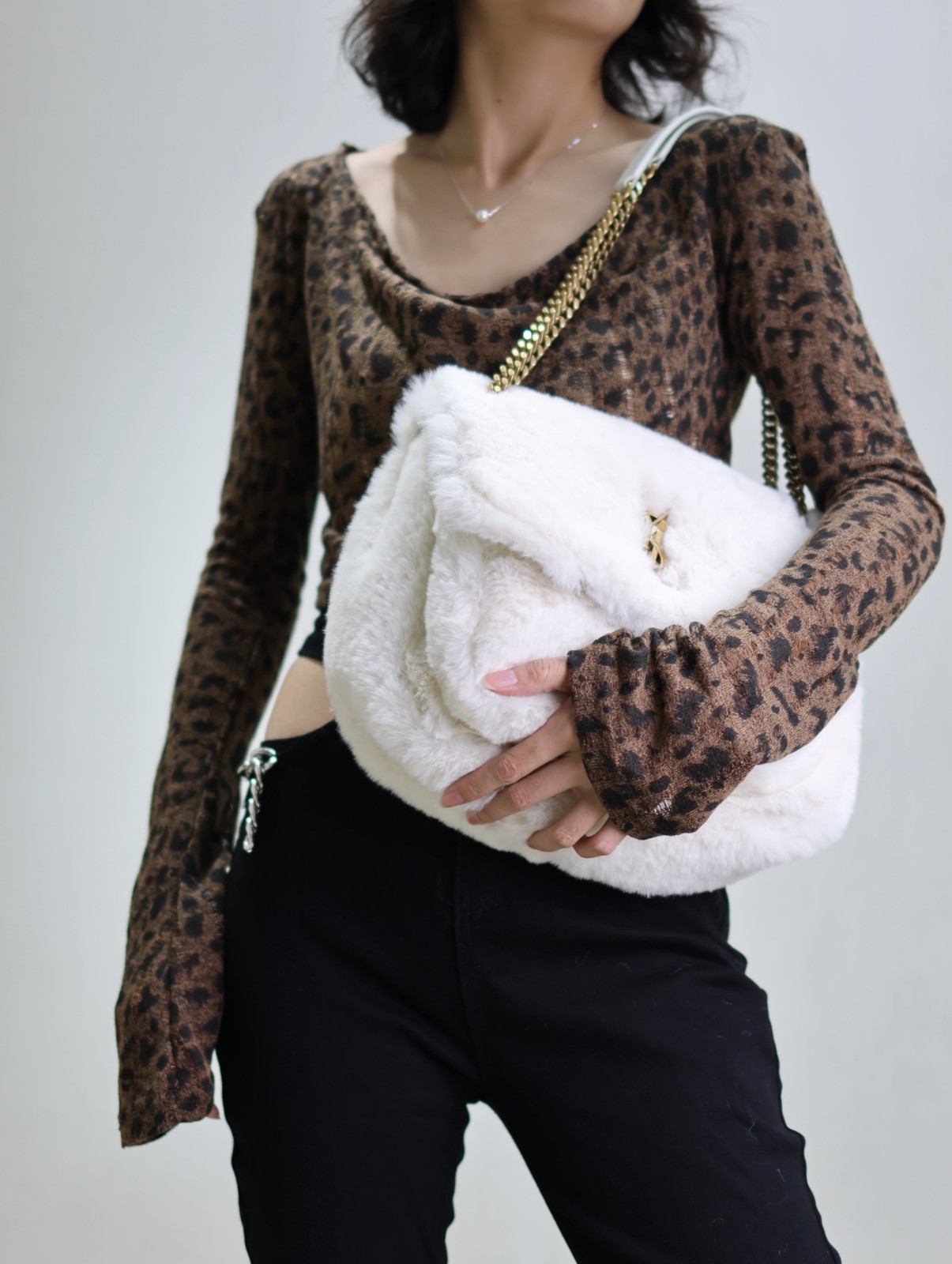 42 YSL 755857 498830 633158