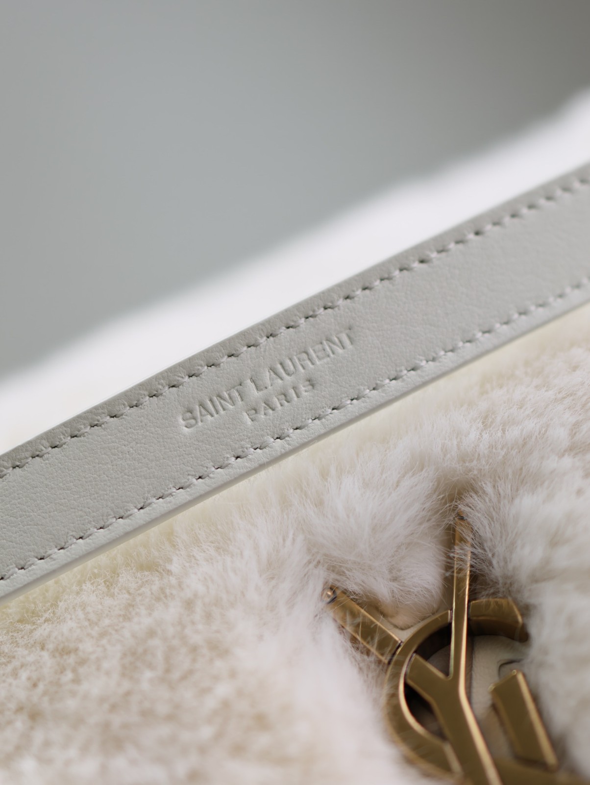 42 YSL 755857 498830 633158