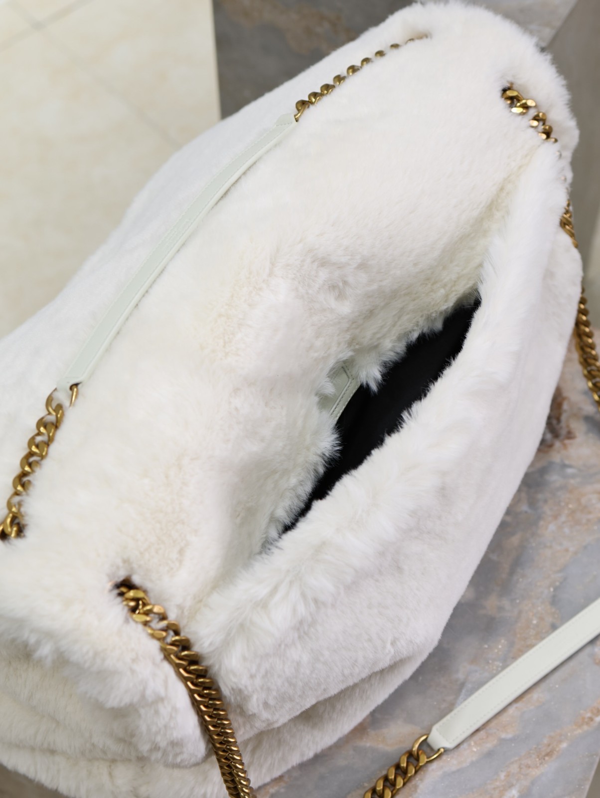 42 YSL 755857 498830 633158