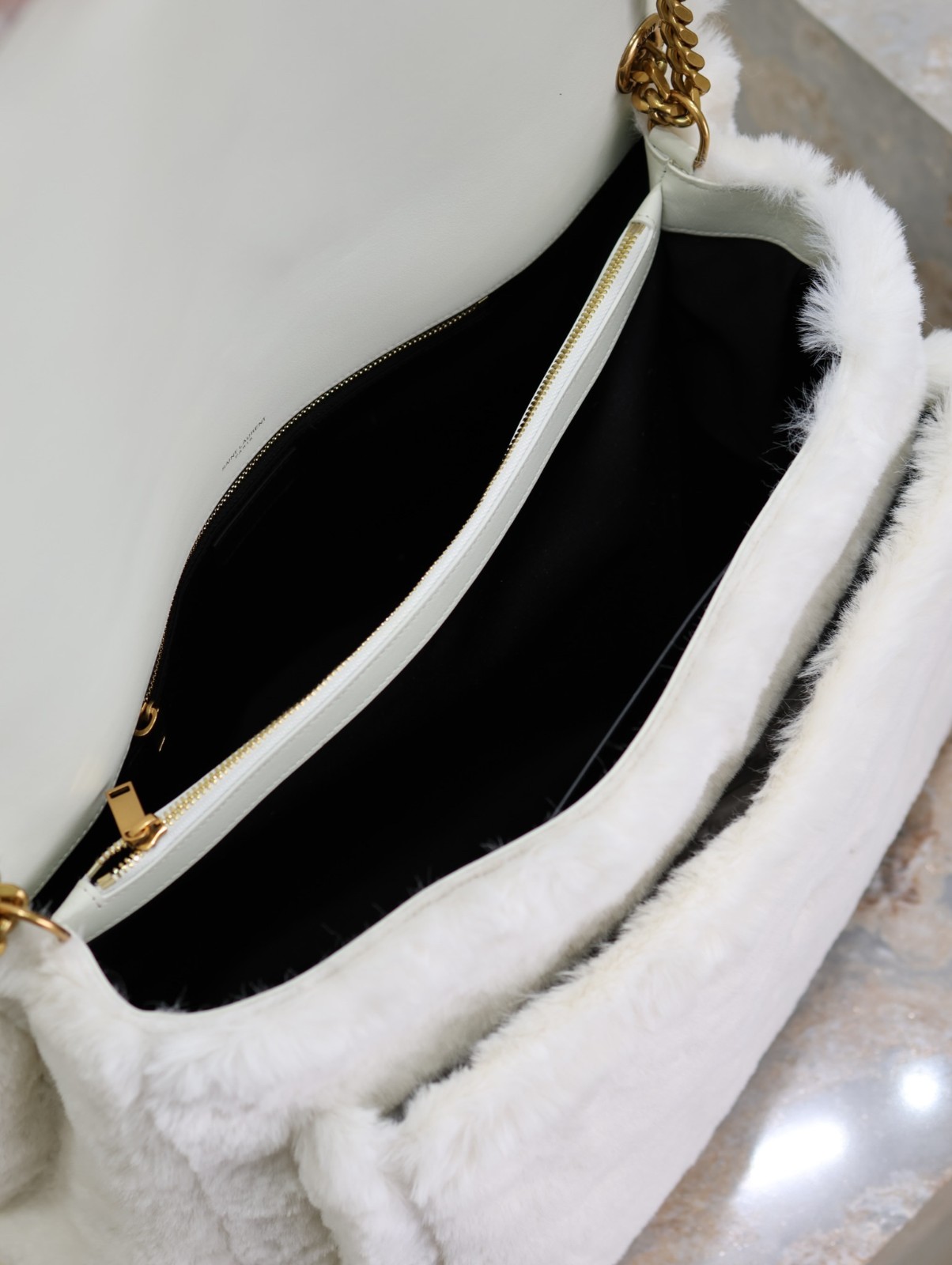 42 YSL 755857 498830 633158