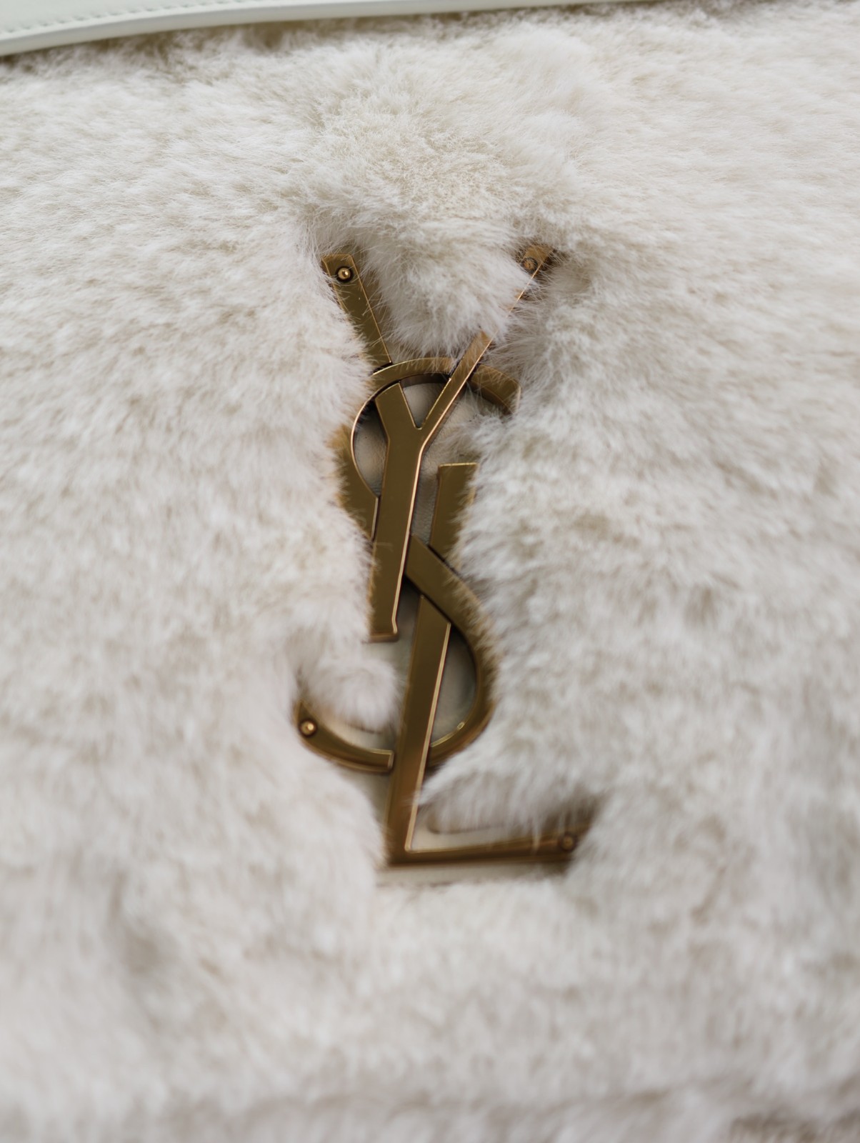 42 YSL 755857 498830 633158