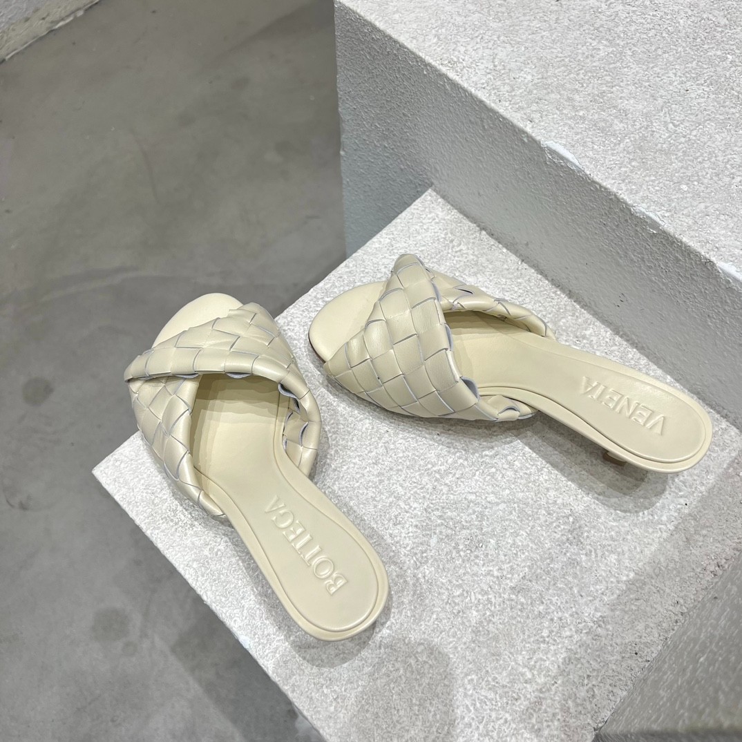 017 36123124 size 35-41