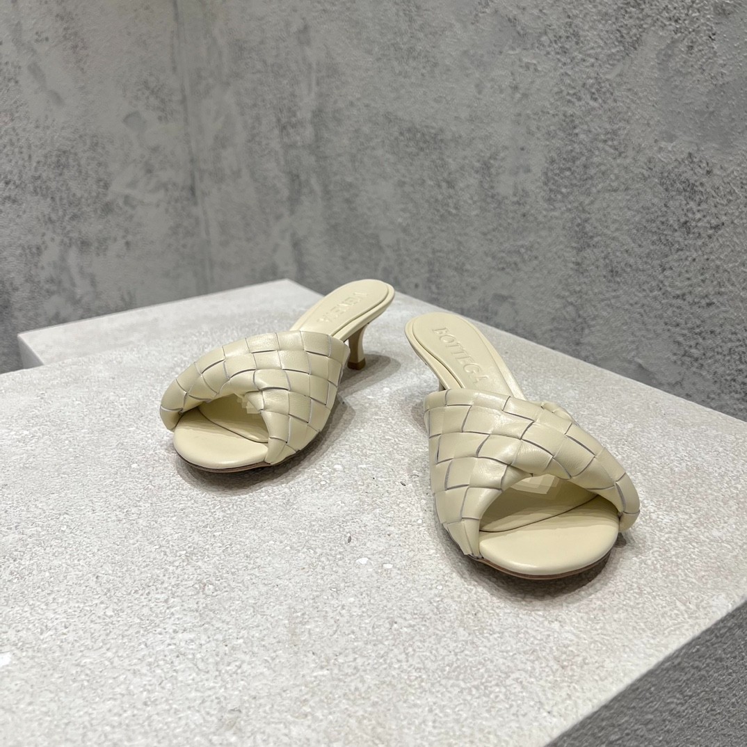 017 36123124 size 35-41
