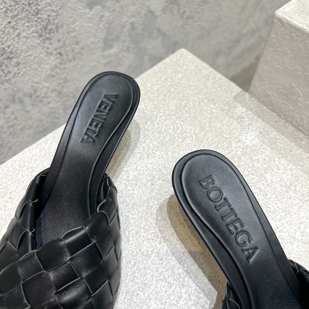016 36123124 size 35-41