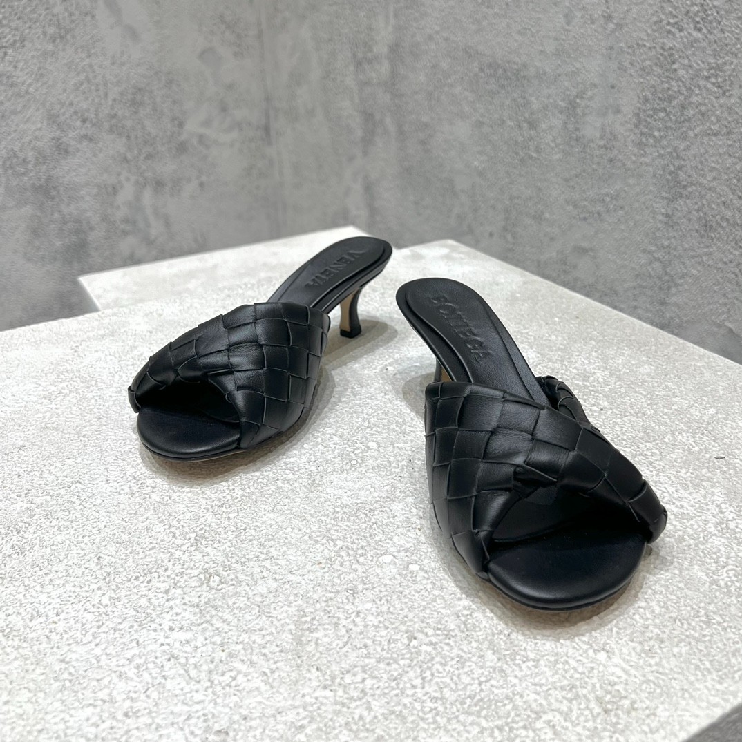 016 36123124 size 35-41
