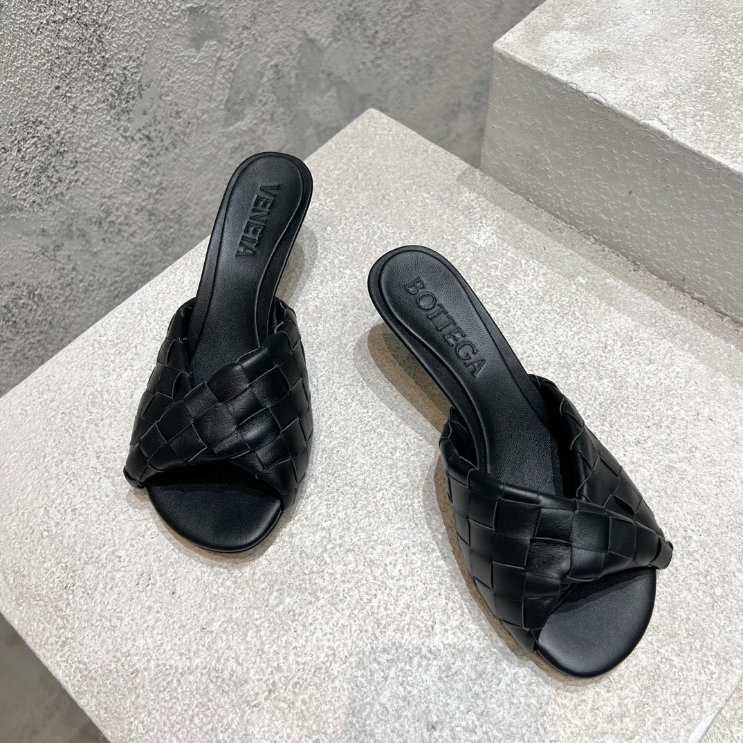 016 36123124 size 35-41