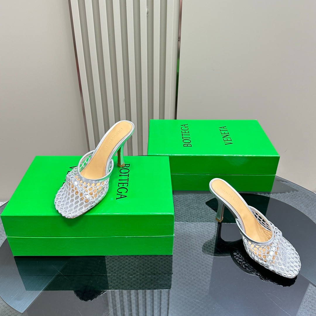 013 28123104 size 35-43