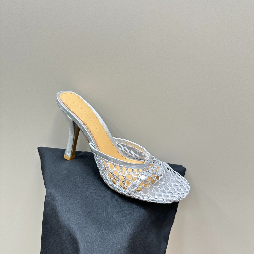 013 28123104 size 35-43
