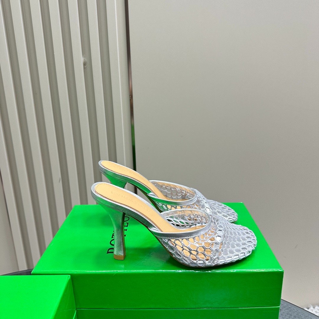 013 28123104 size 35-43
