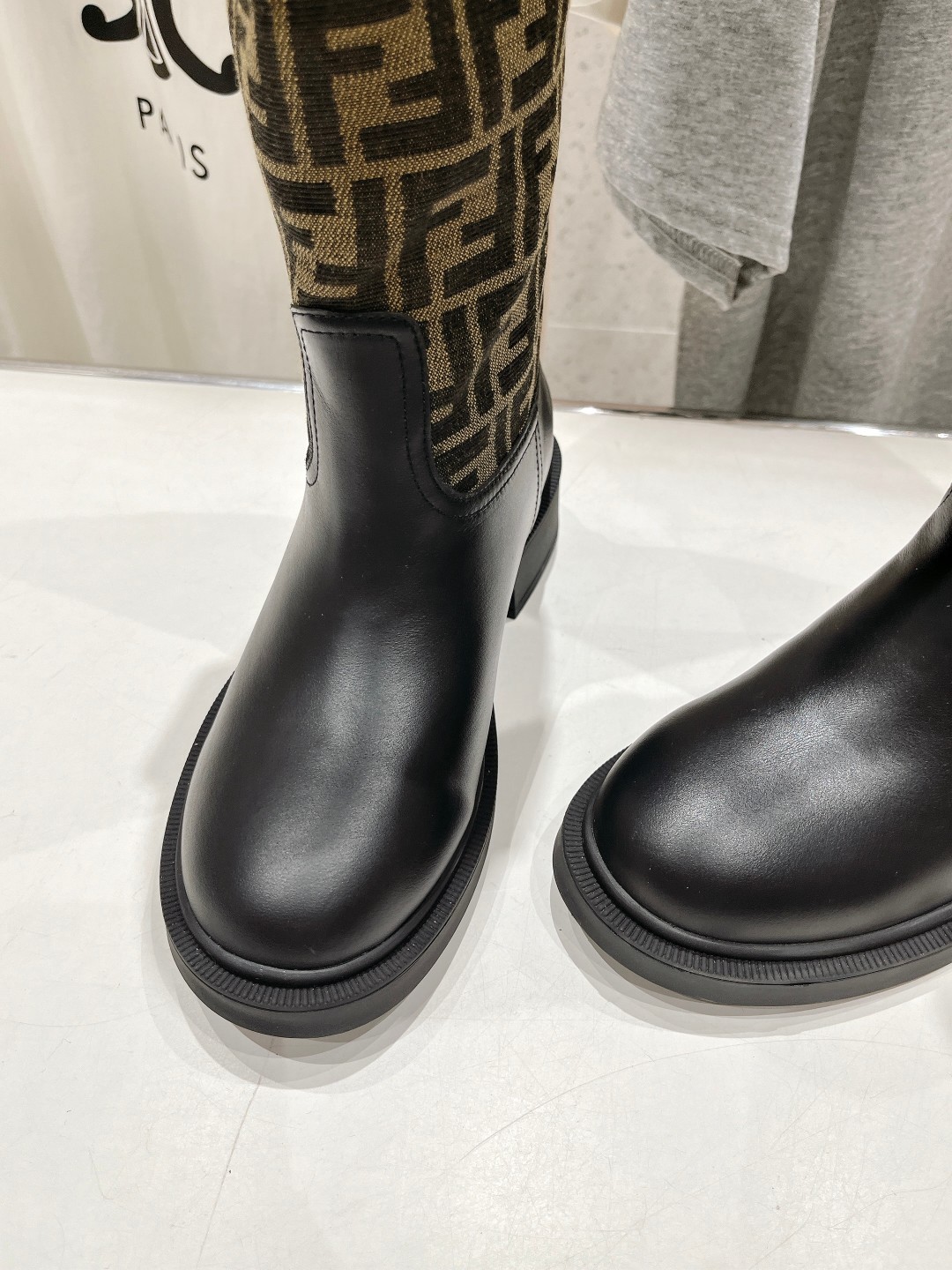 031 44123142 size 35-41