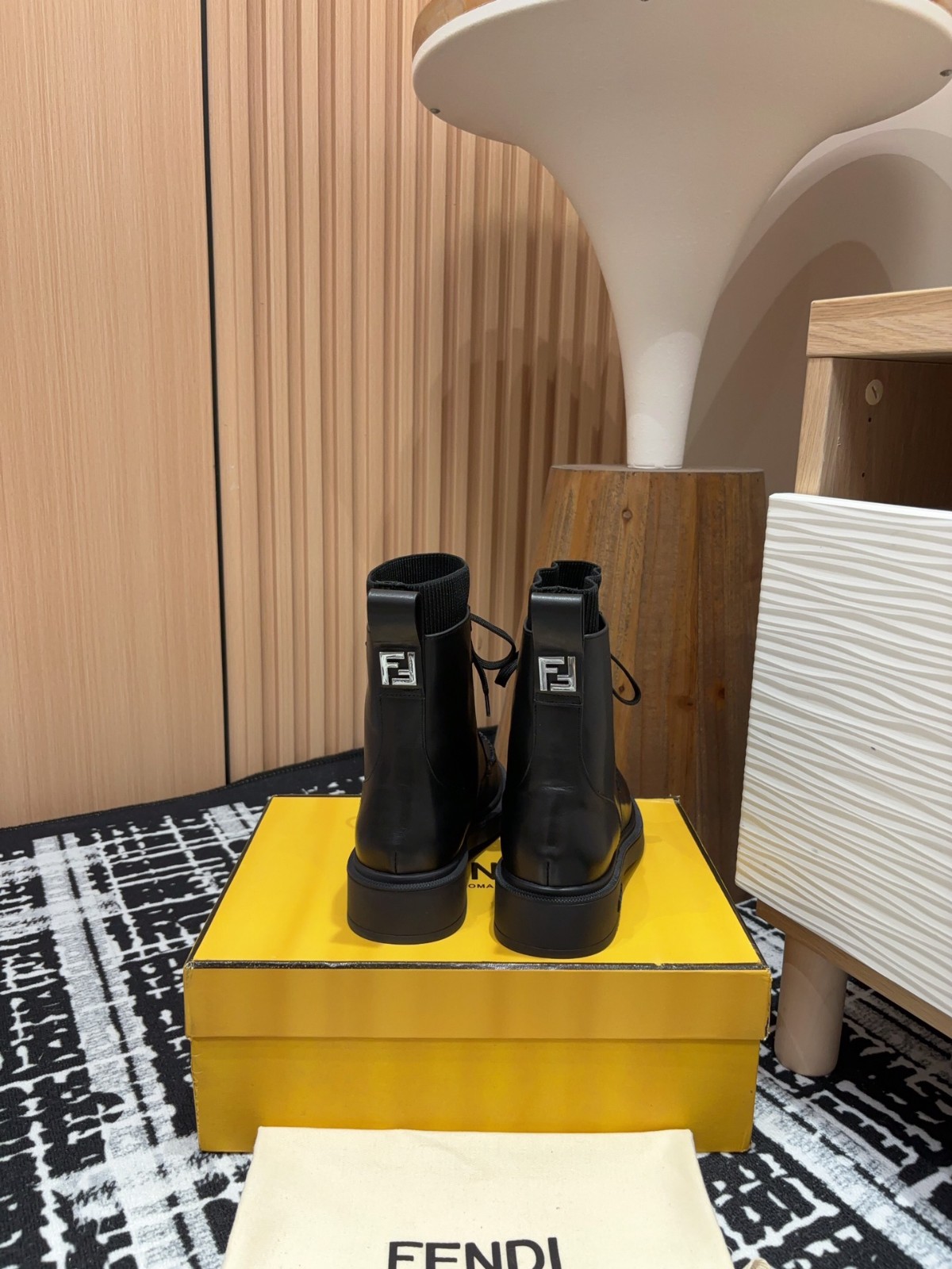 019 35123118 size 35-41
