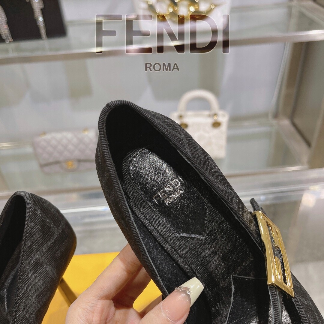 005 30123108 size  35-41