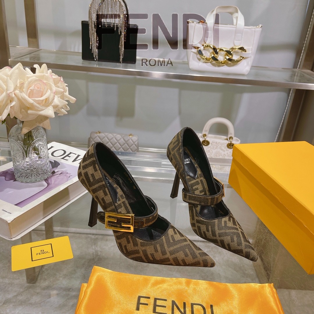 004 30123108 size  35-41