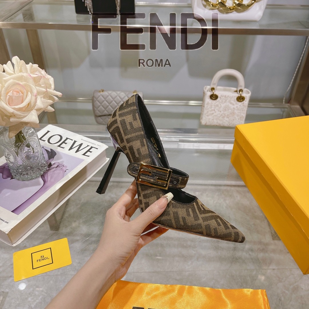 004 30123108 size  35-41