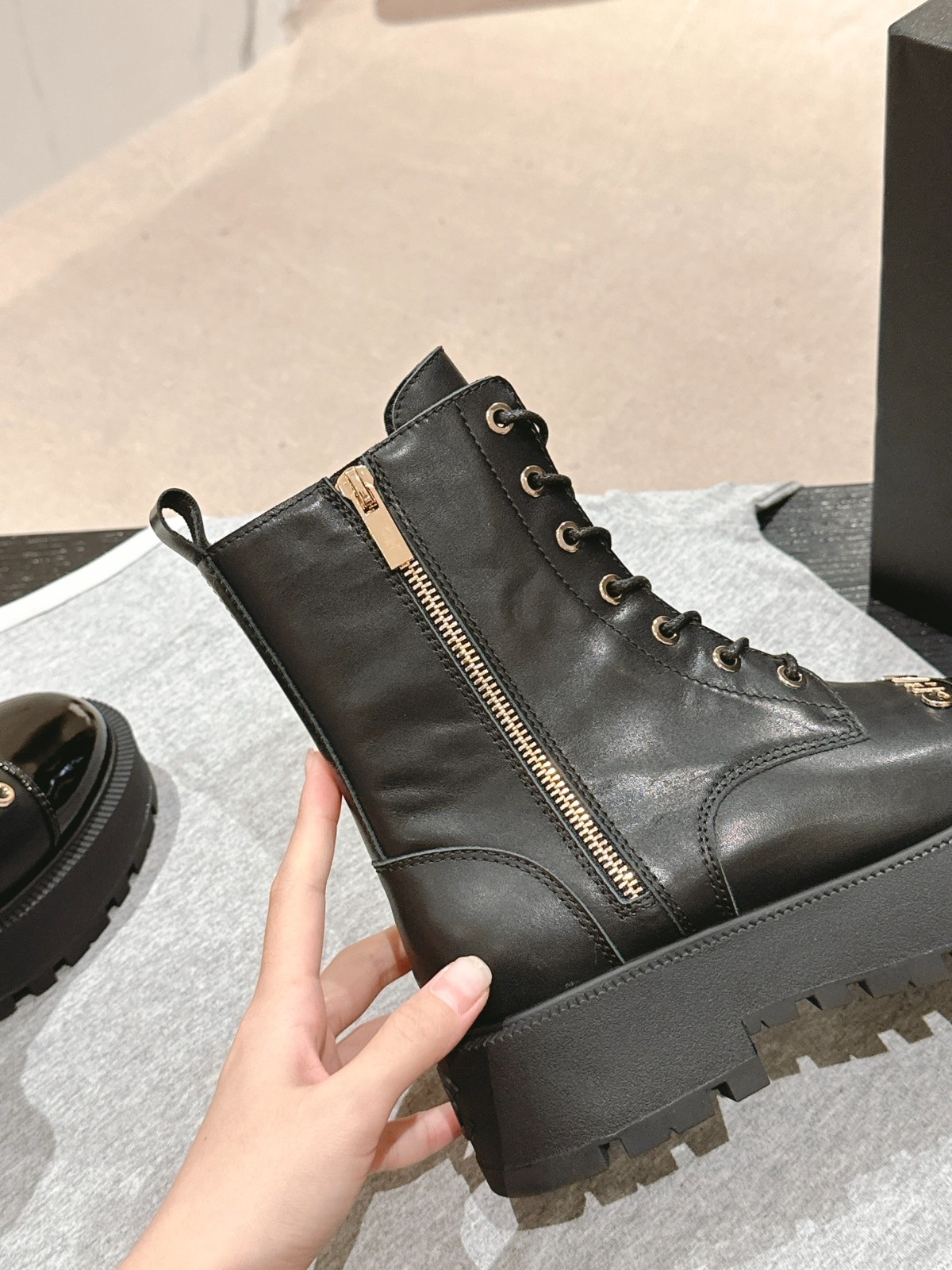 004 40123132 size 34-42