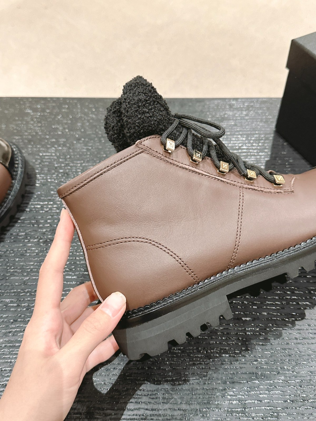 002 40123132 size 34-42