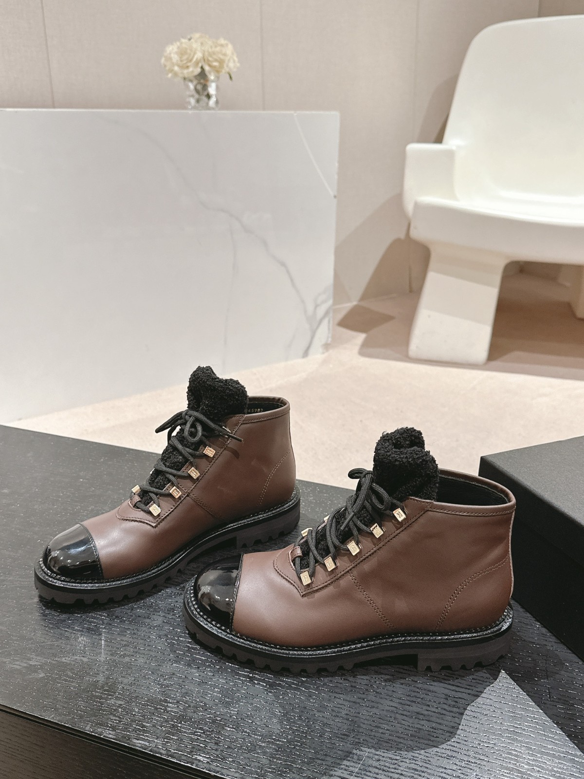 002 40123132 size 34-42