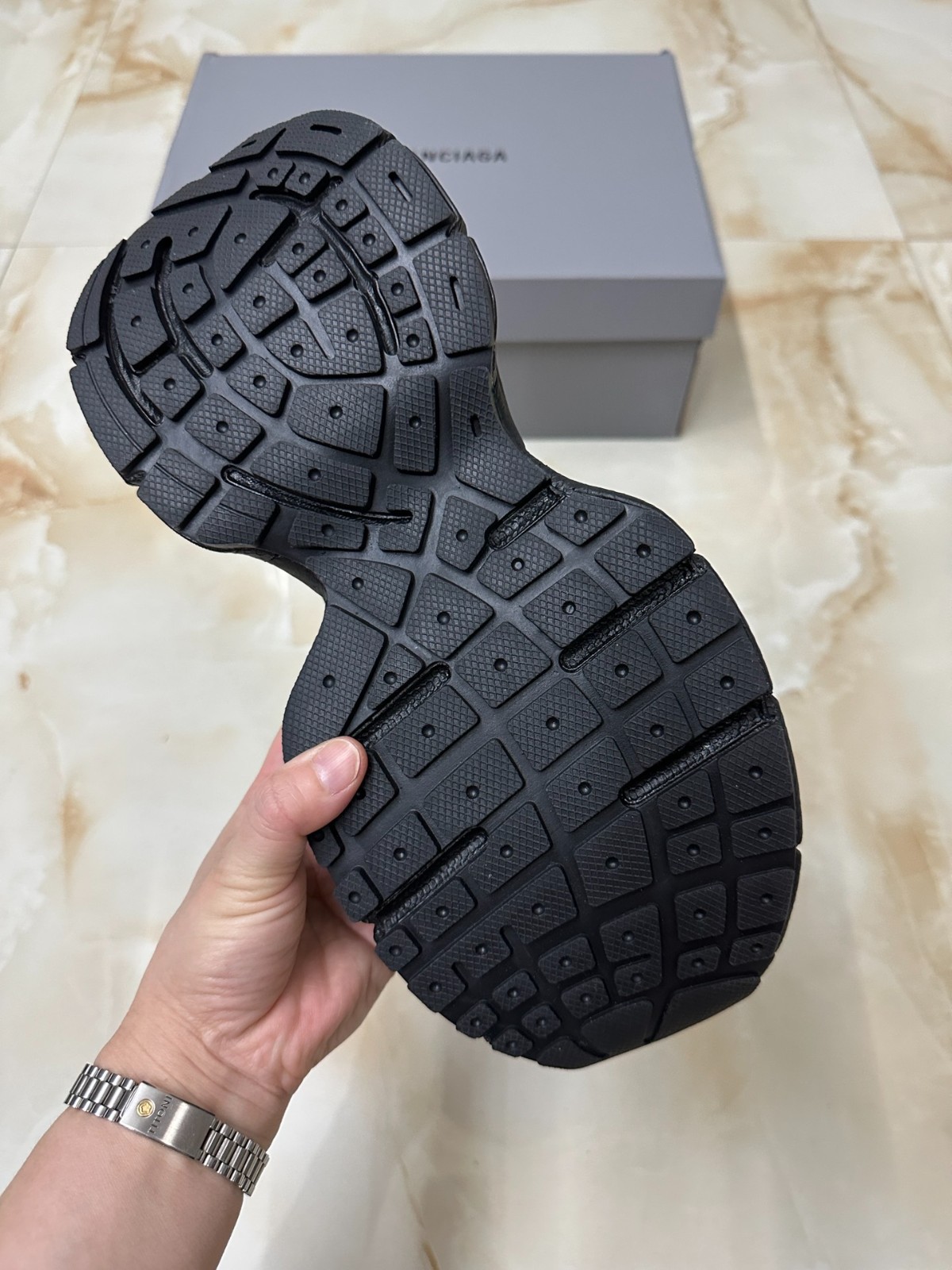 003 40123133 size 35-46