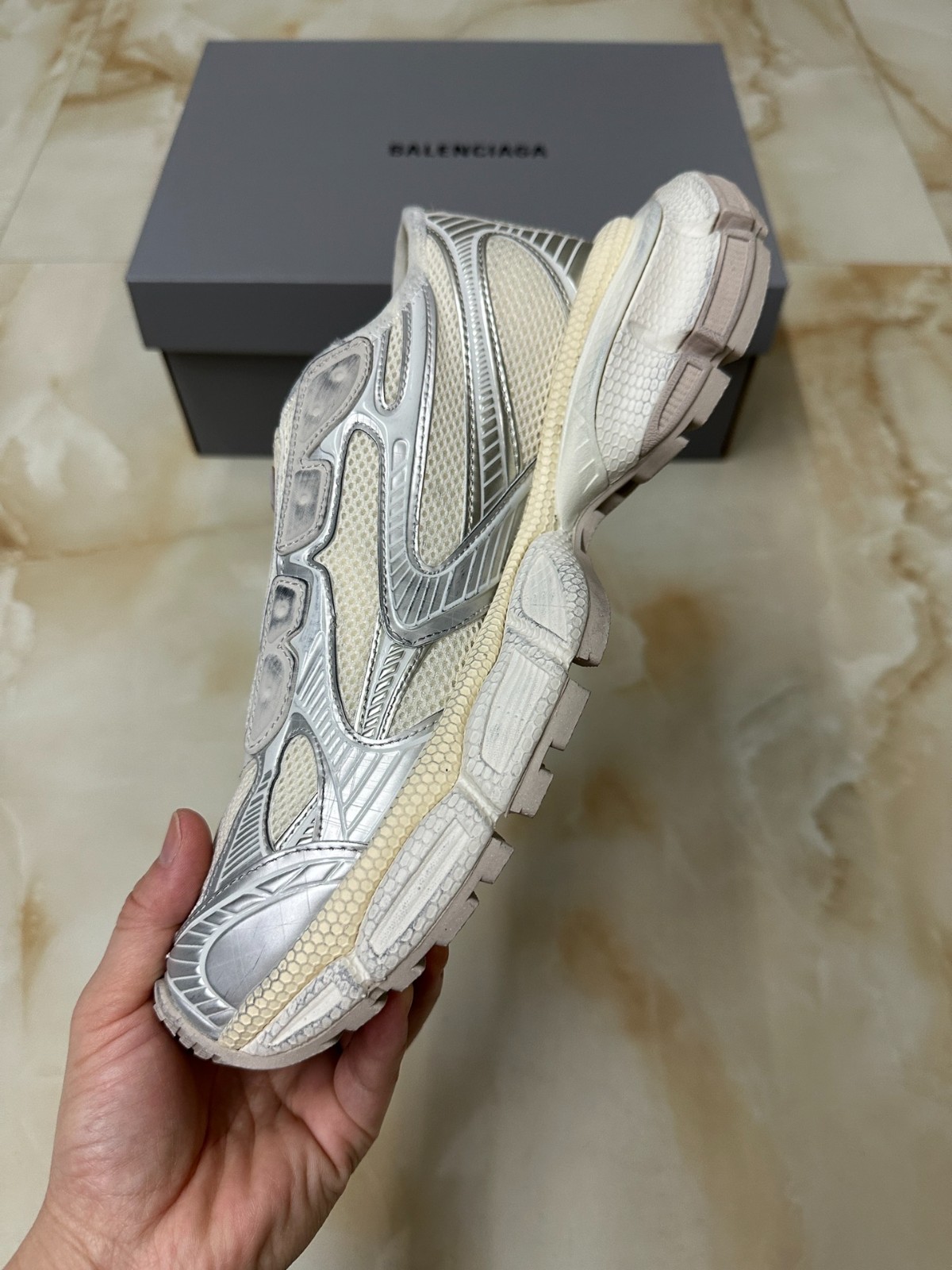 002 40123133 size 35-46