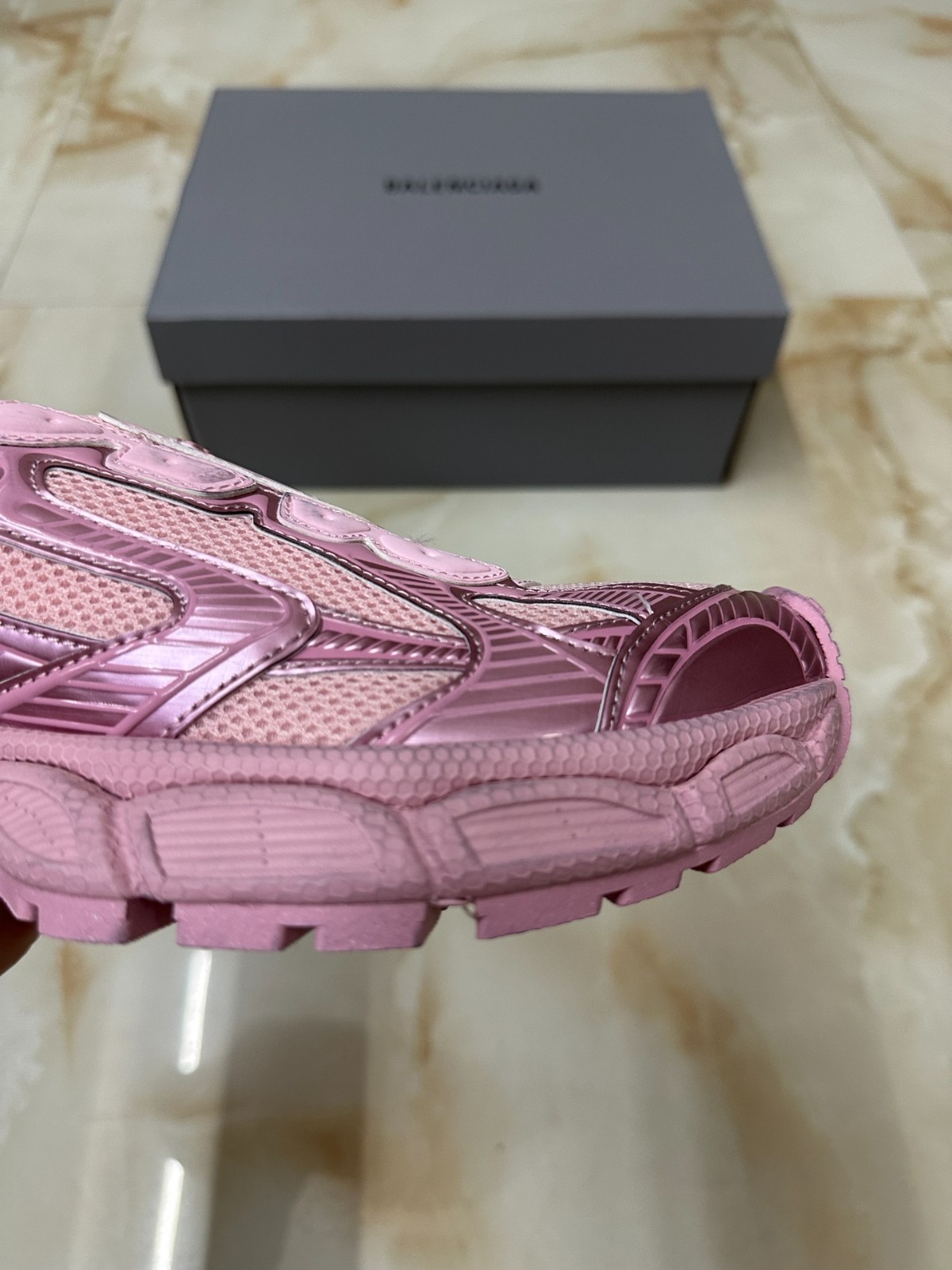 001 40123133 size 35-46