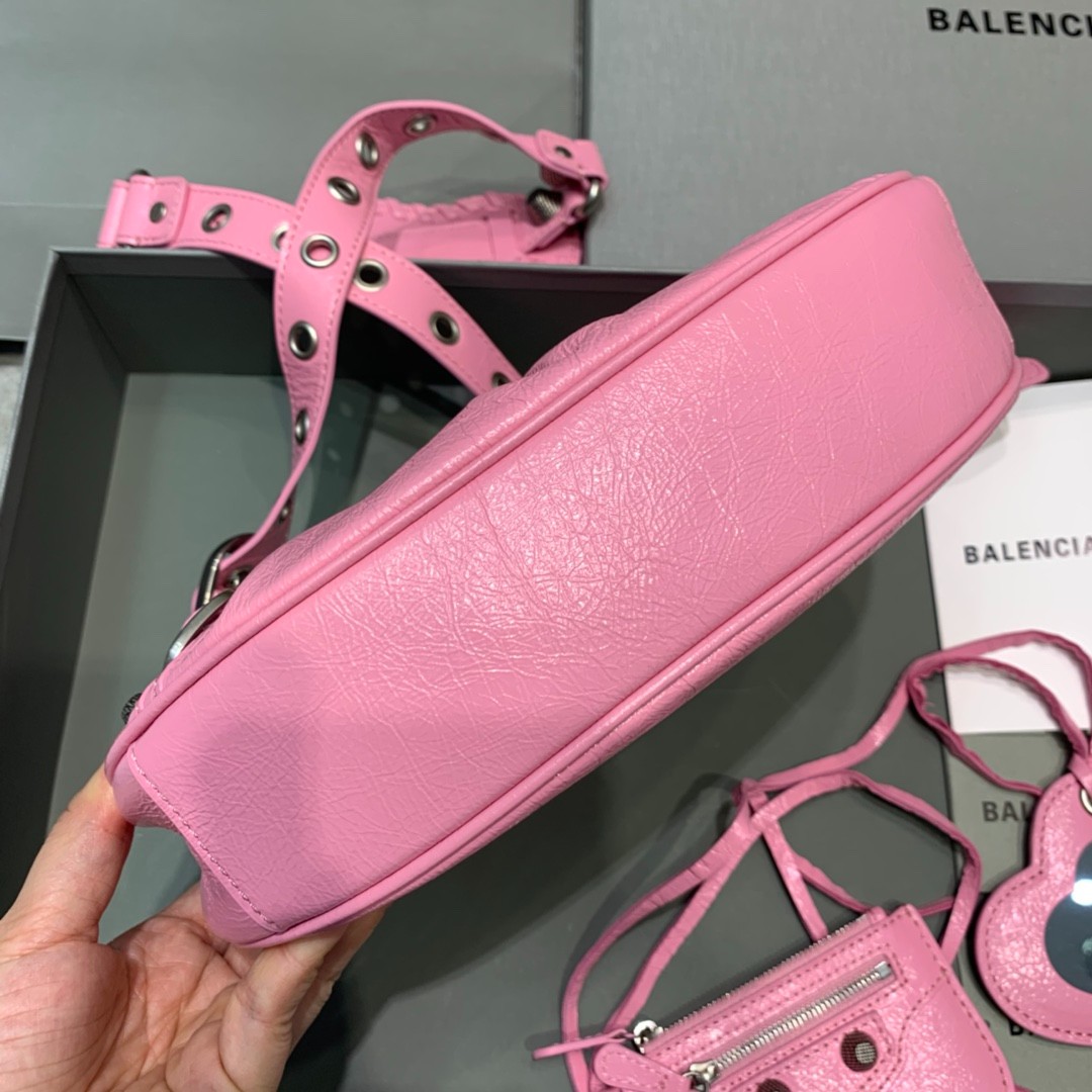 035 64123198;72123201 size 26x12x6cm;size 33x16x8cm