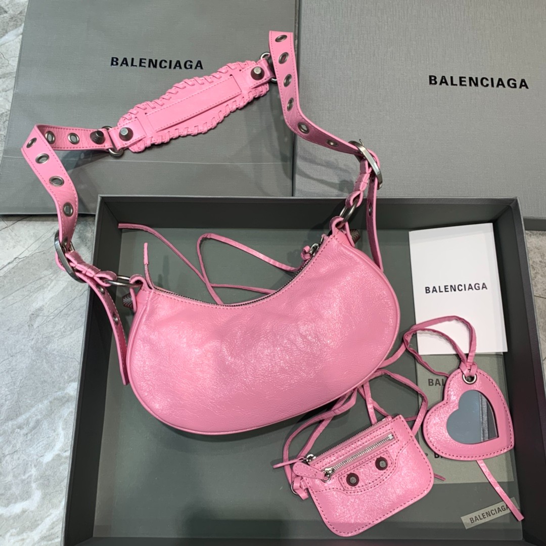 035 64123198;72123201 size 26x12x6cm;size 33x16x8cm