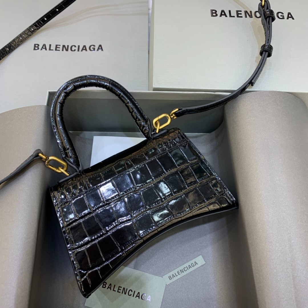 023 52123164;55123167 size 19cm;size 23cm