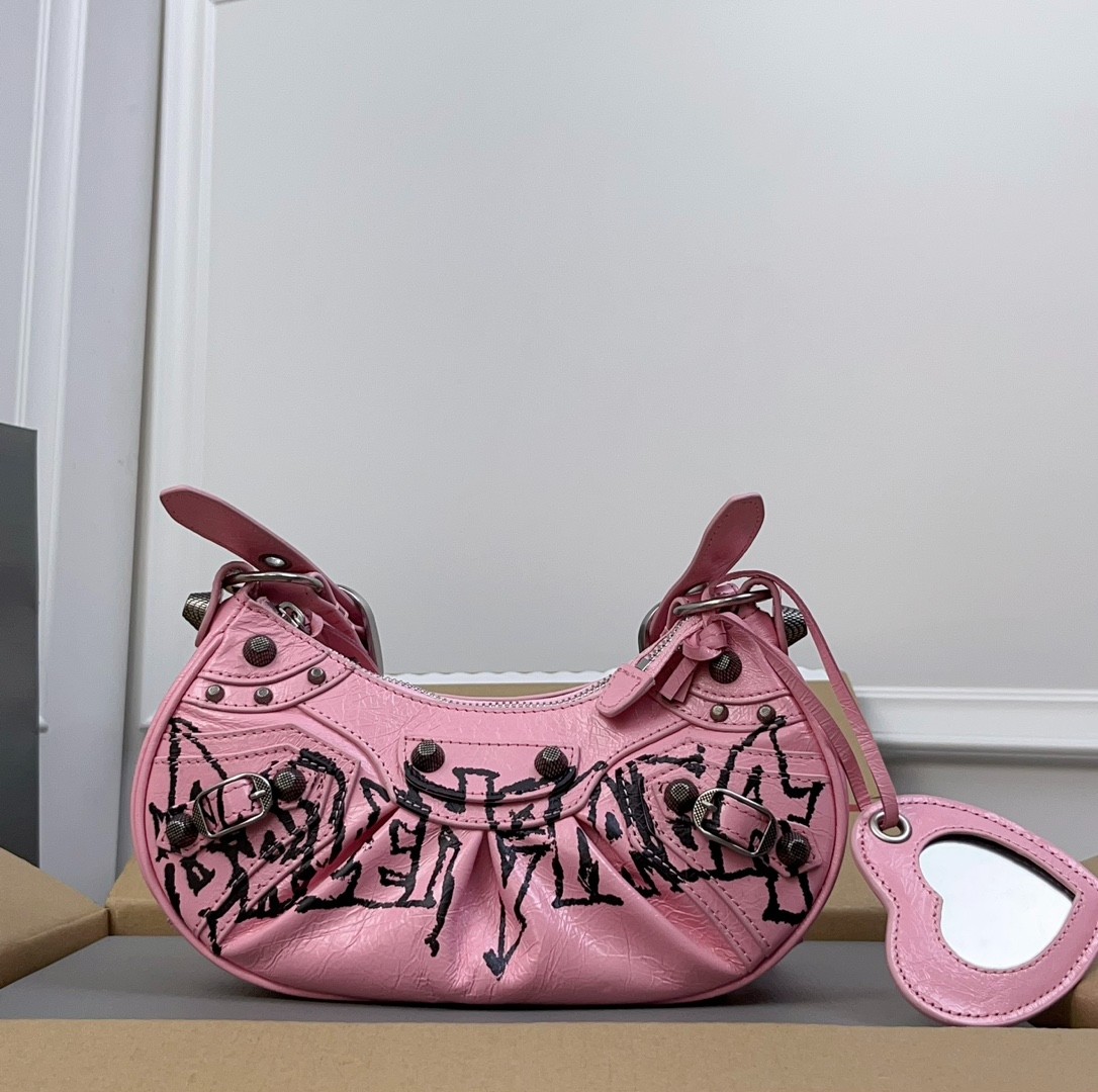 011 78123209 size 26x16x10cm
