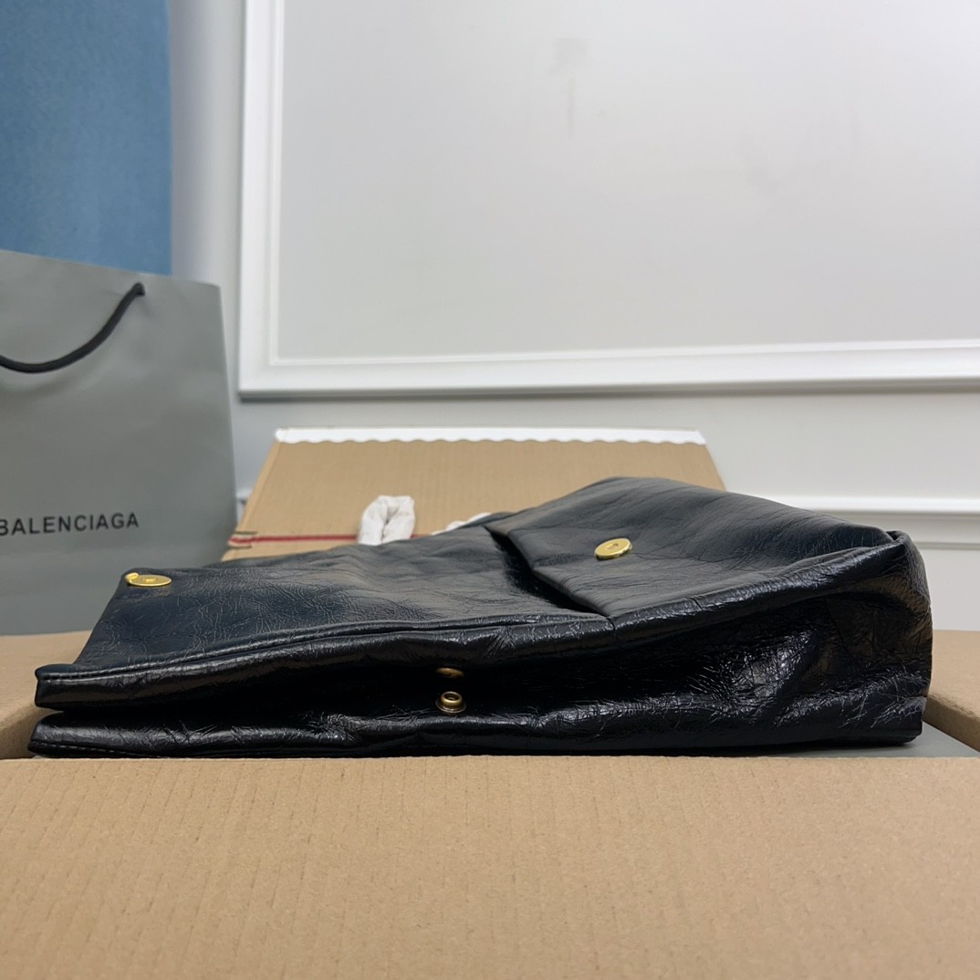 010 78123209;85123232 size 27.9x18x9.9cm;size 32.5x22x9.9cm
