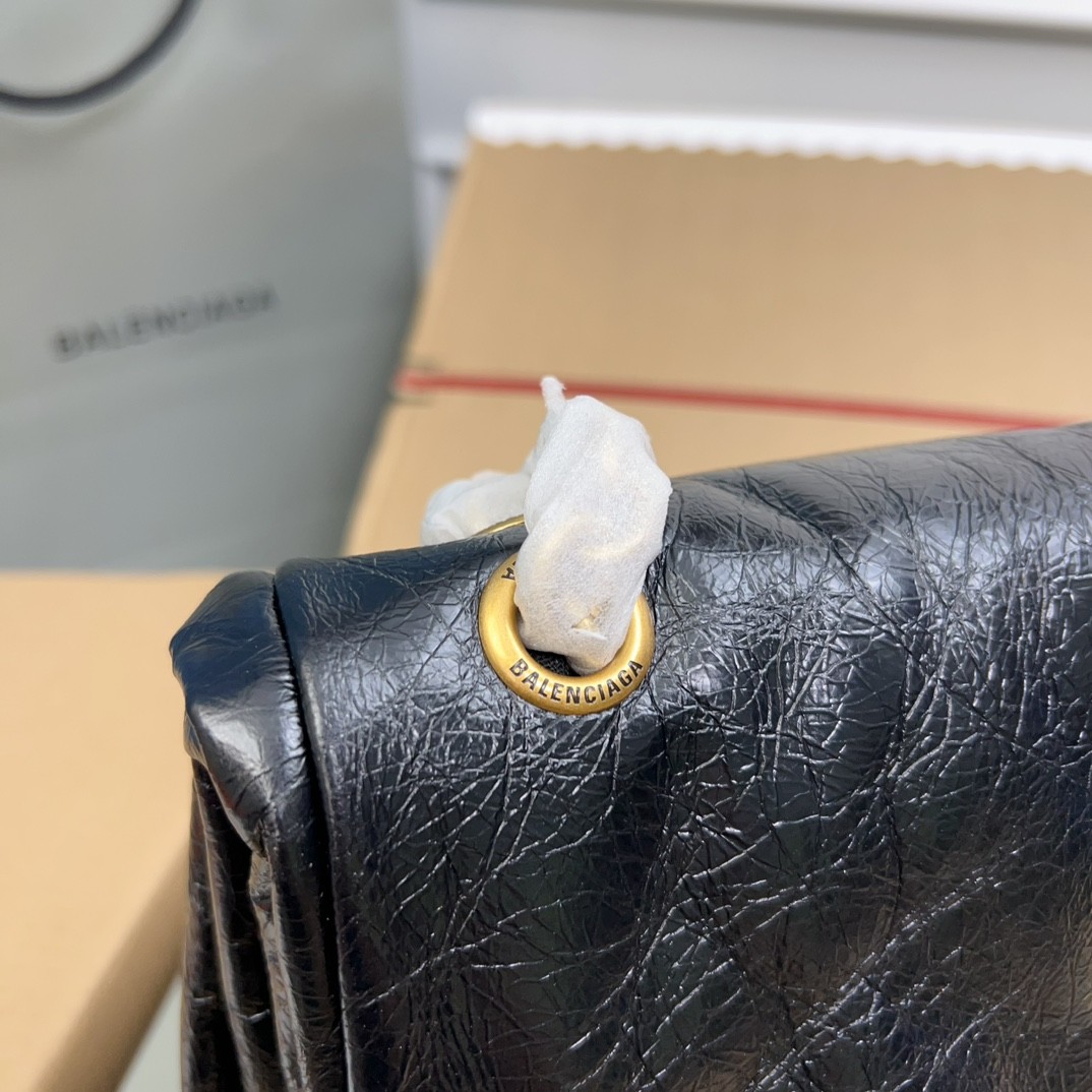 010 78123209;85123232 size 27.9x18x9.9cm;size 32.5x22x9.9cm