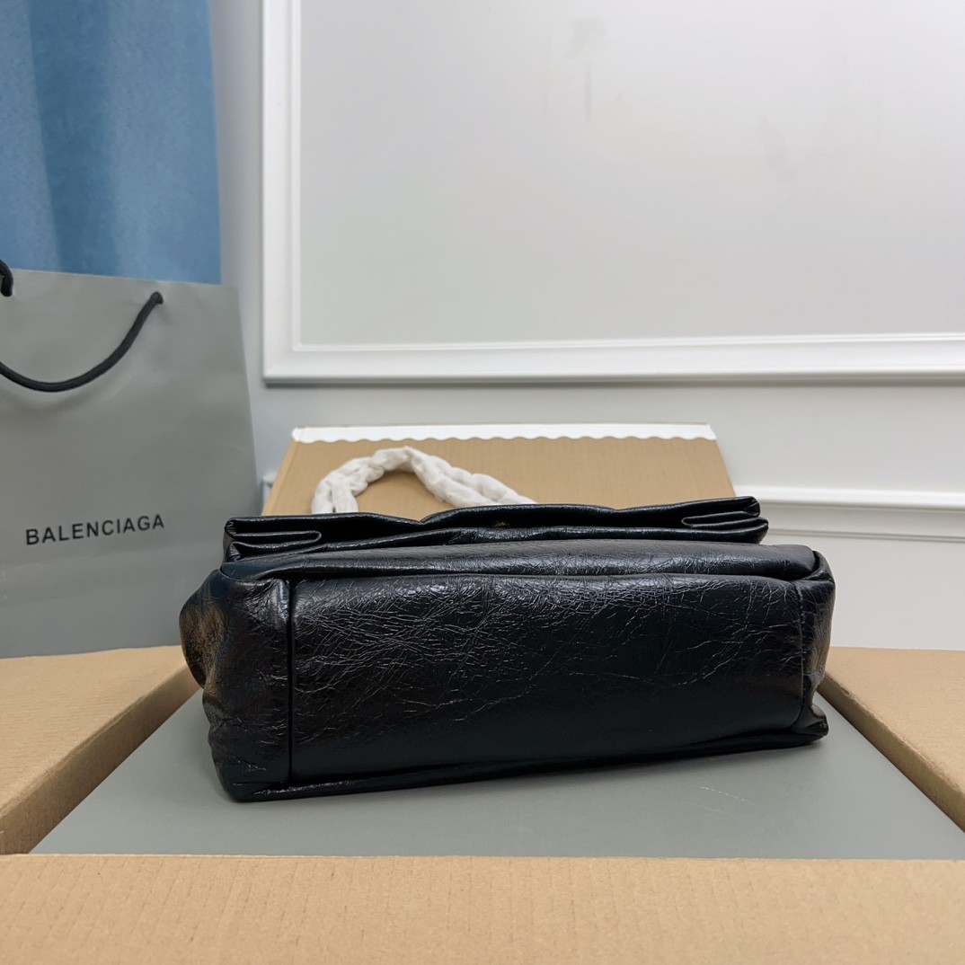 010 78123209;85123232 size 27.9x18x9.9cm;size 32.5x22x9.9cm