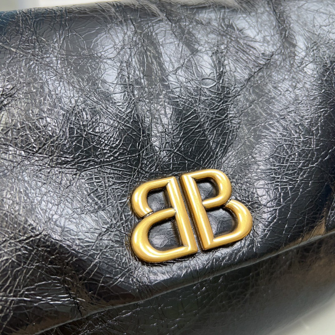 010 78123209;85123232 size 27.9x18x9.9cm;size 32.5x22x9.9cm