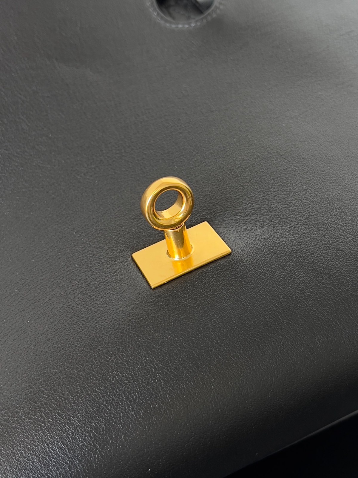 001 size 25.9x28.9x16cm