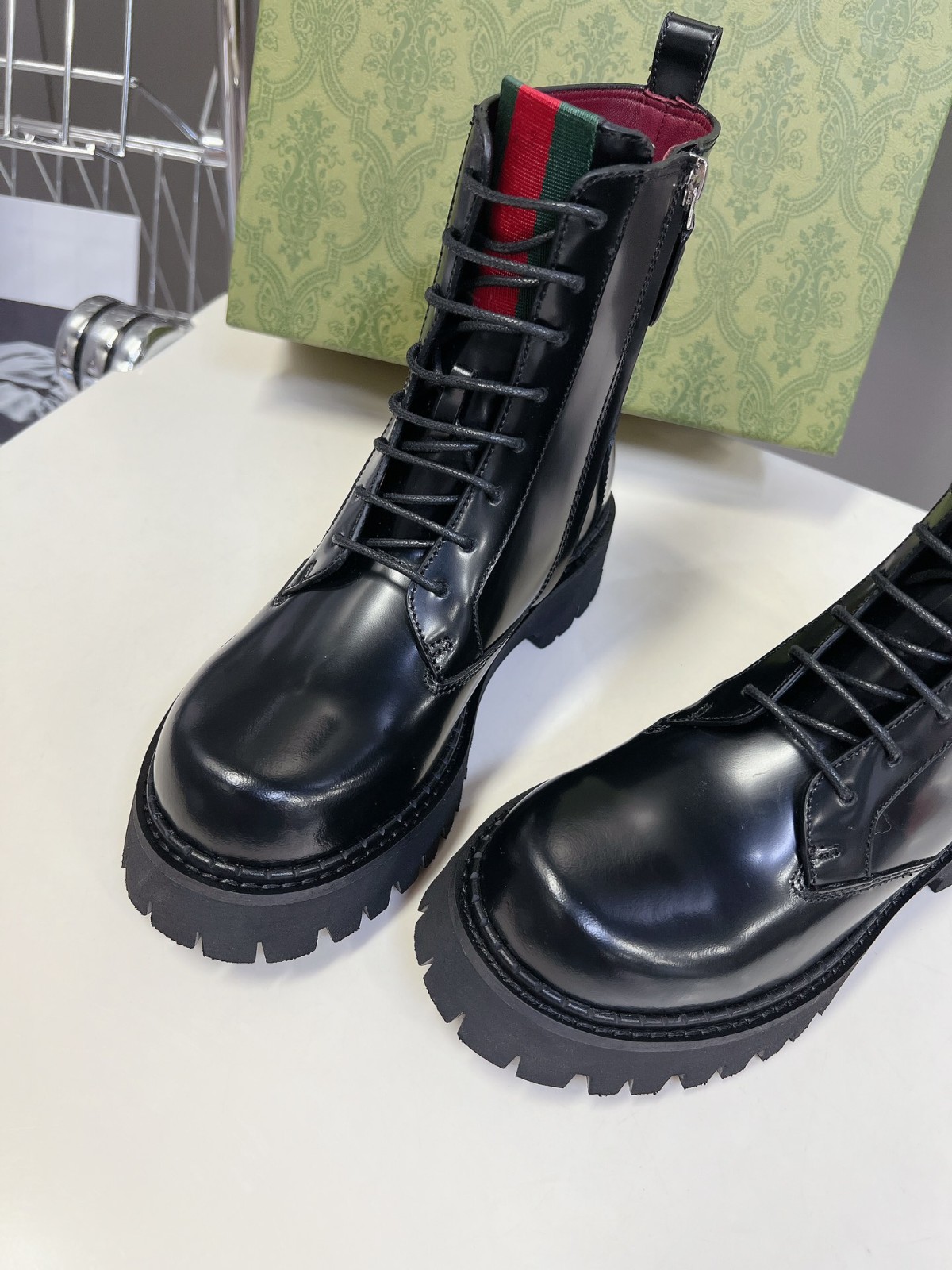 024 44123158 size 35-40