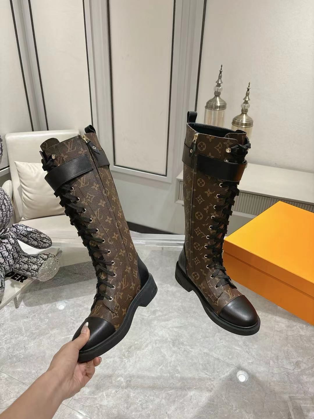 102 38123132 size 36-42