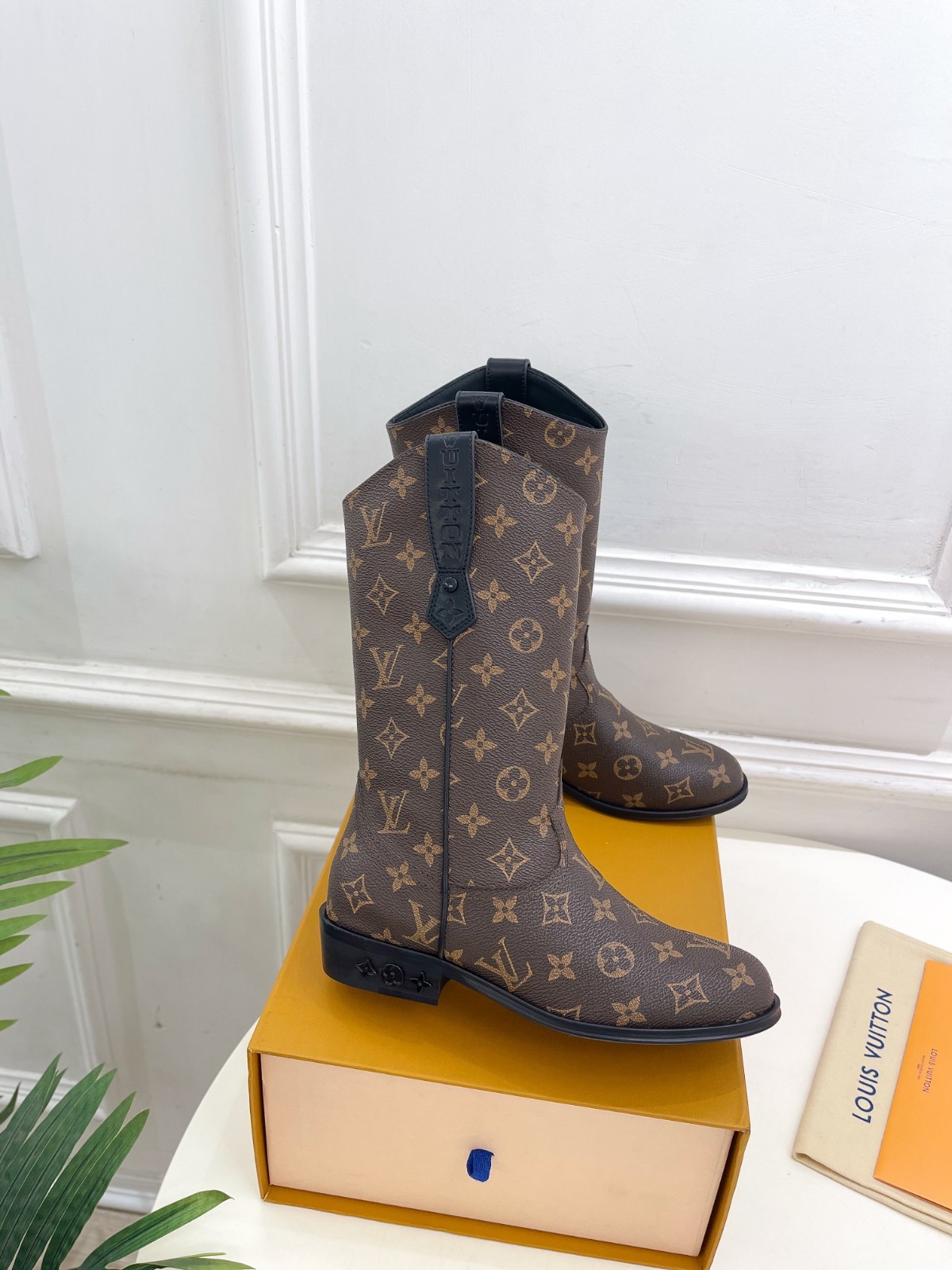 089 45123148 size 35-46