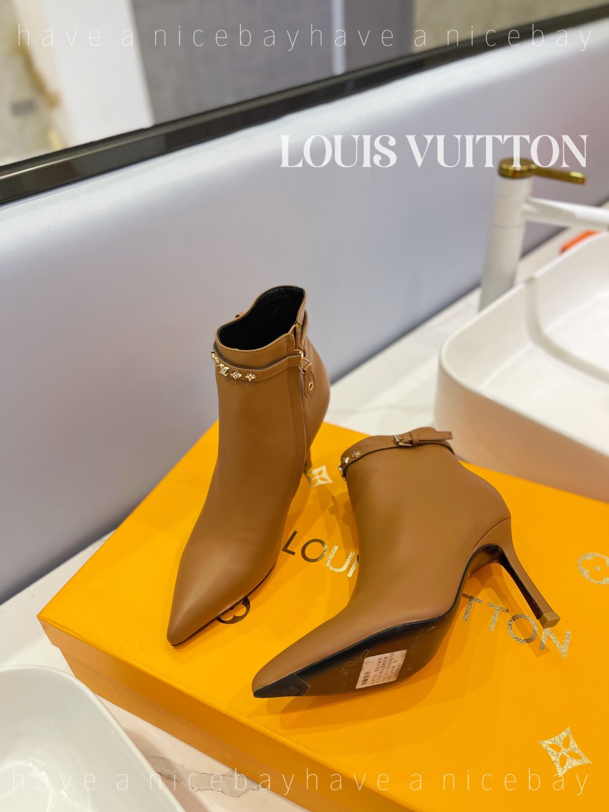 071 42123138 size 35-42
