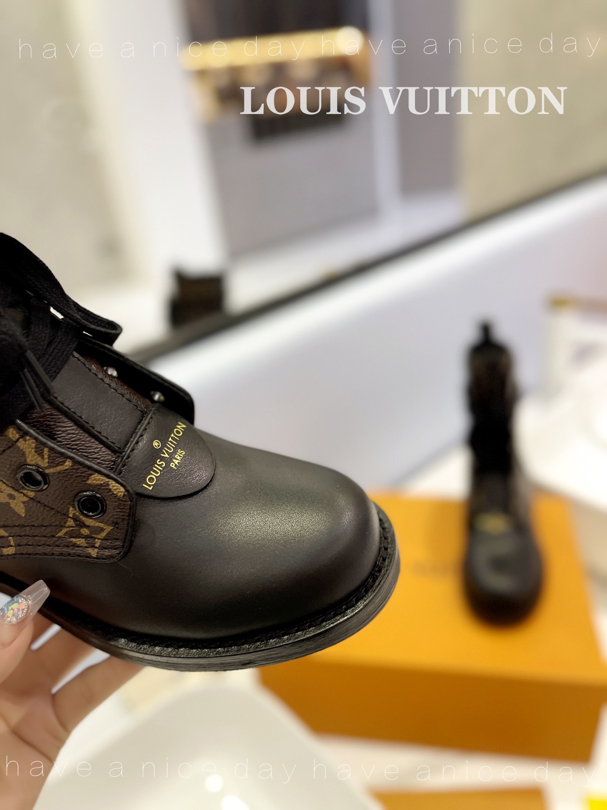 060 42123137 size 35-43