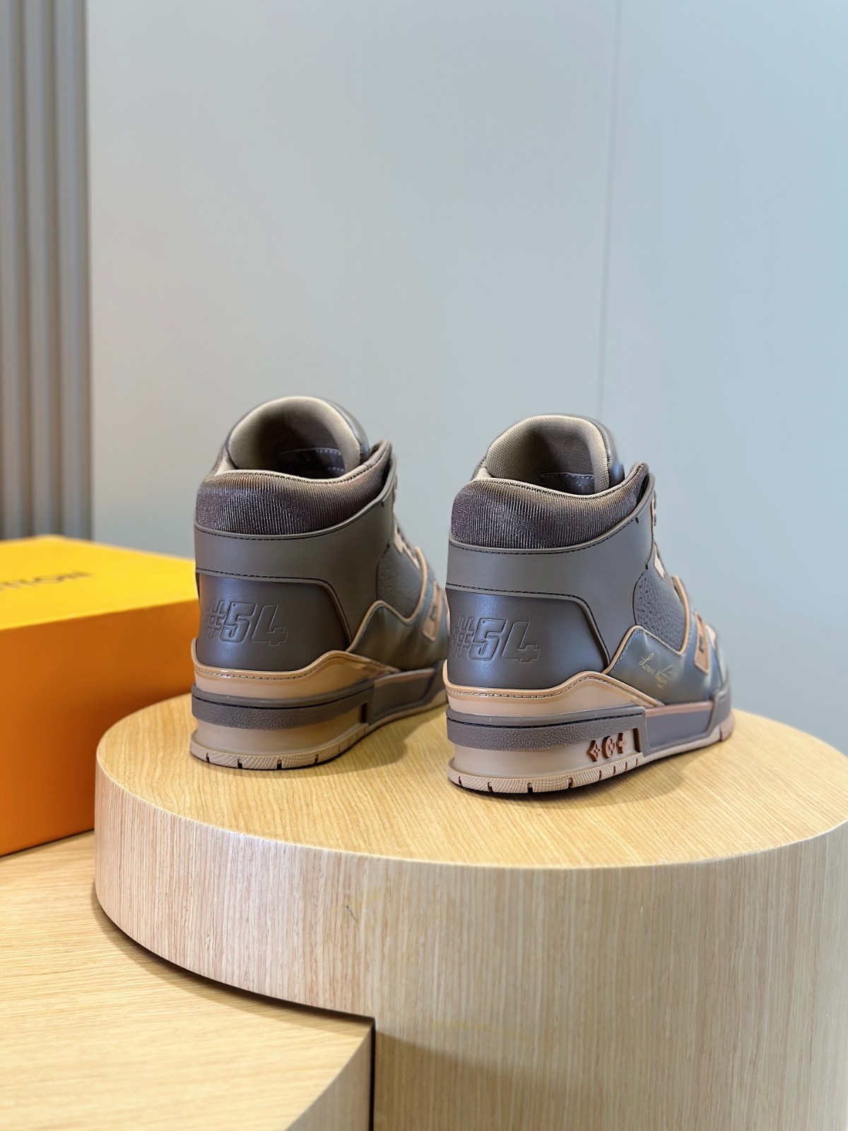 024 52123164 size 38-45