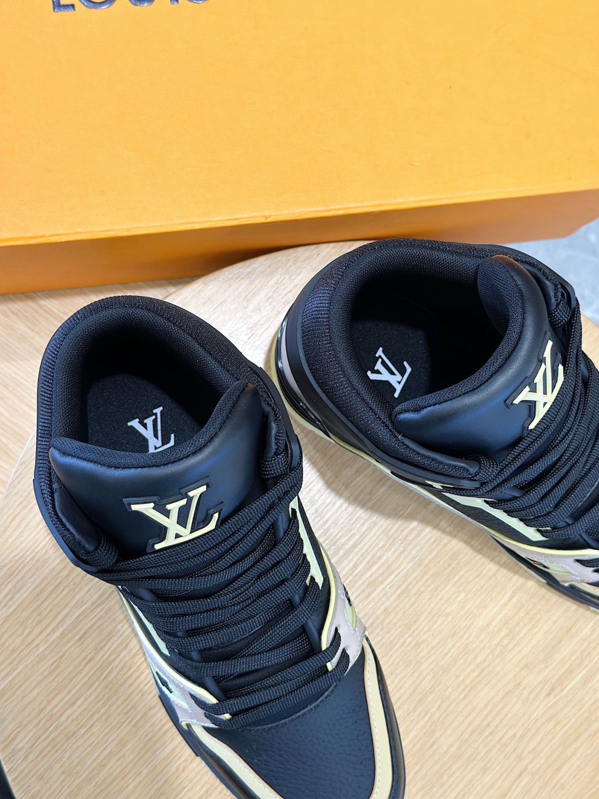021 52123164 size 38-45