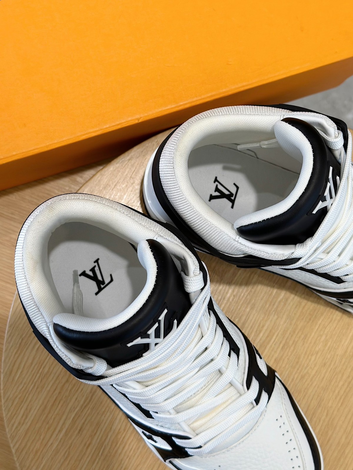 020 52123164 size 38-45