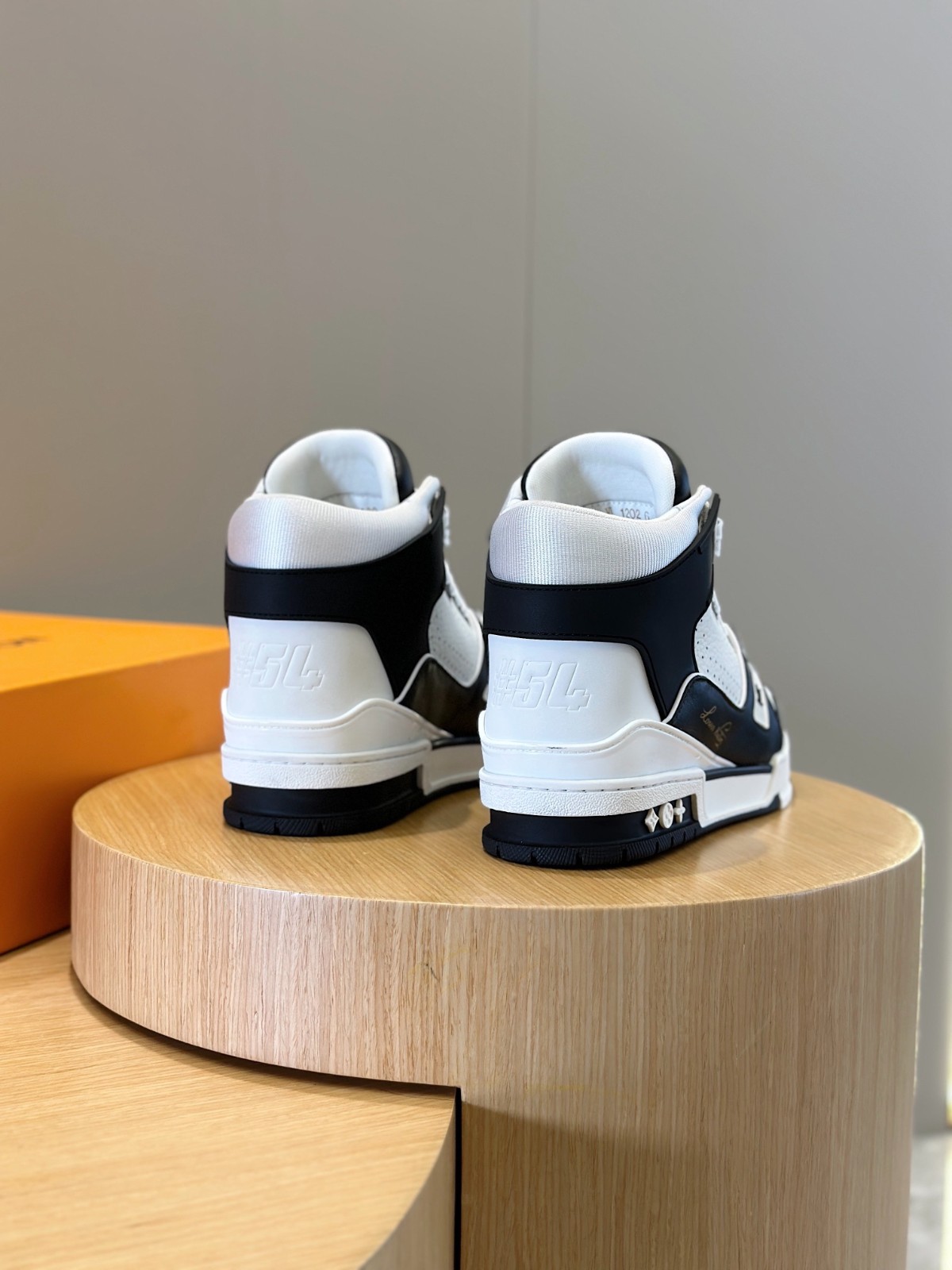 020 52123164 size 38-45