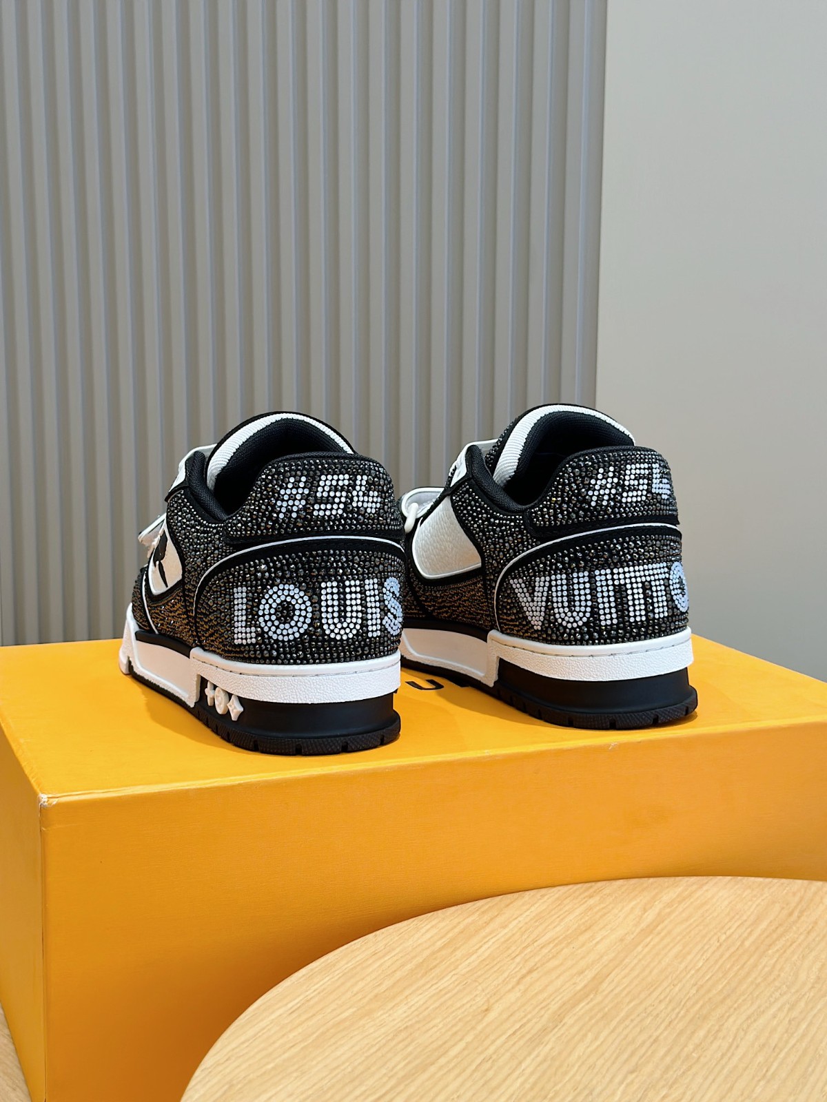 005 50123158 size 38-45