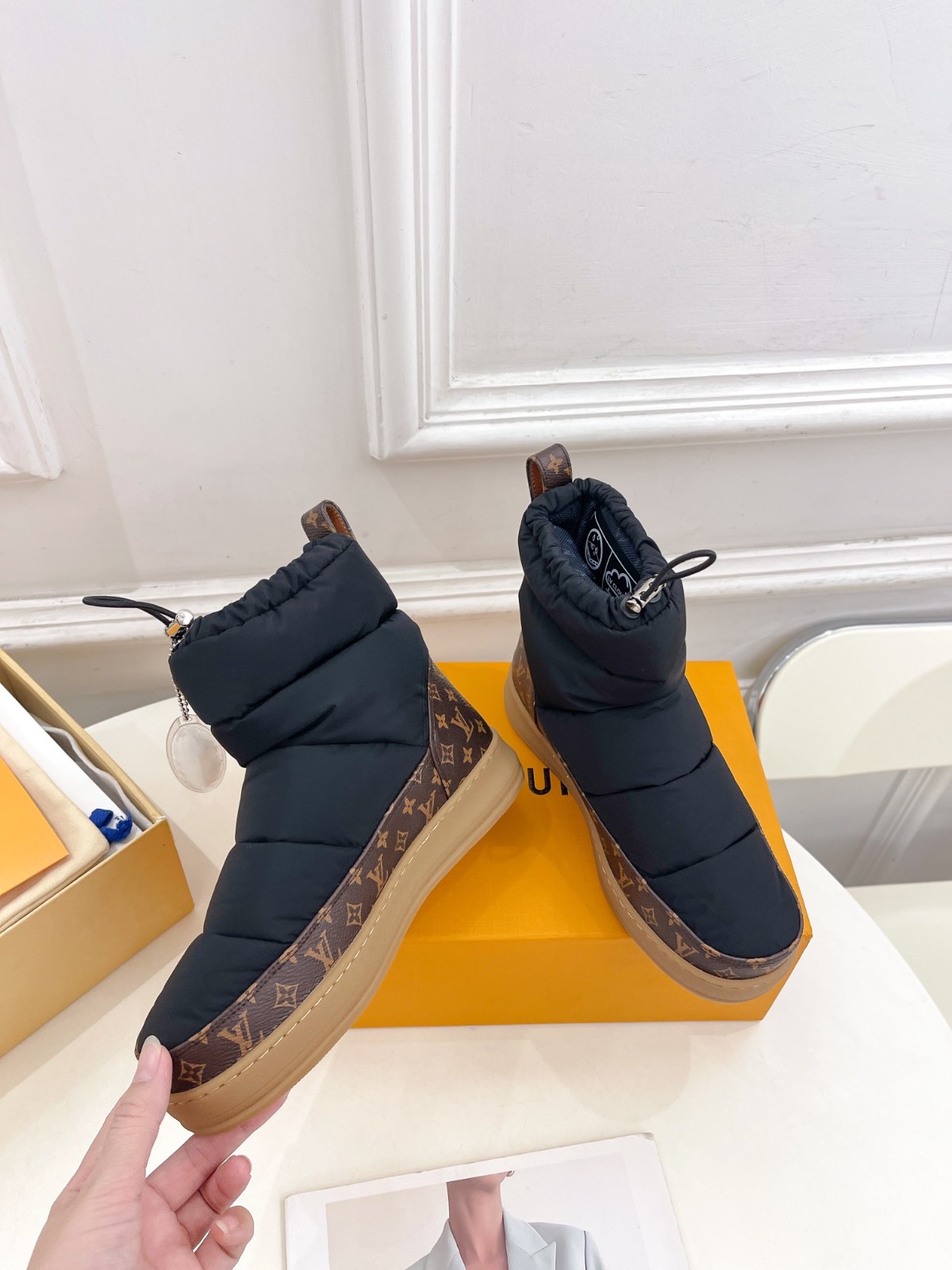 003 34123118 size 35-41