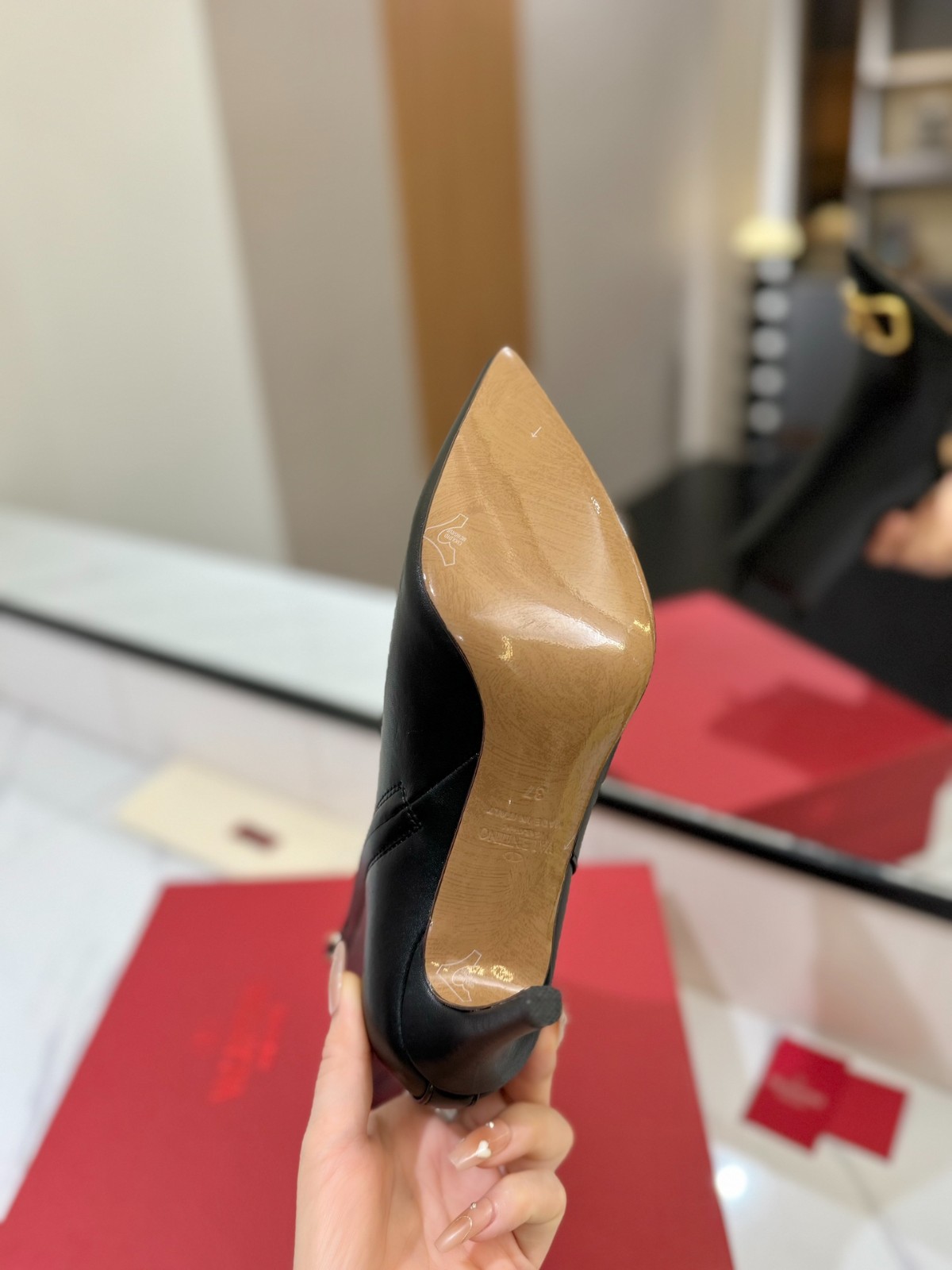 003 40123133 size 35-42