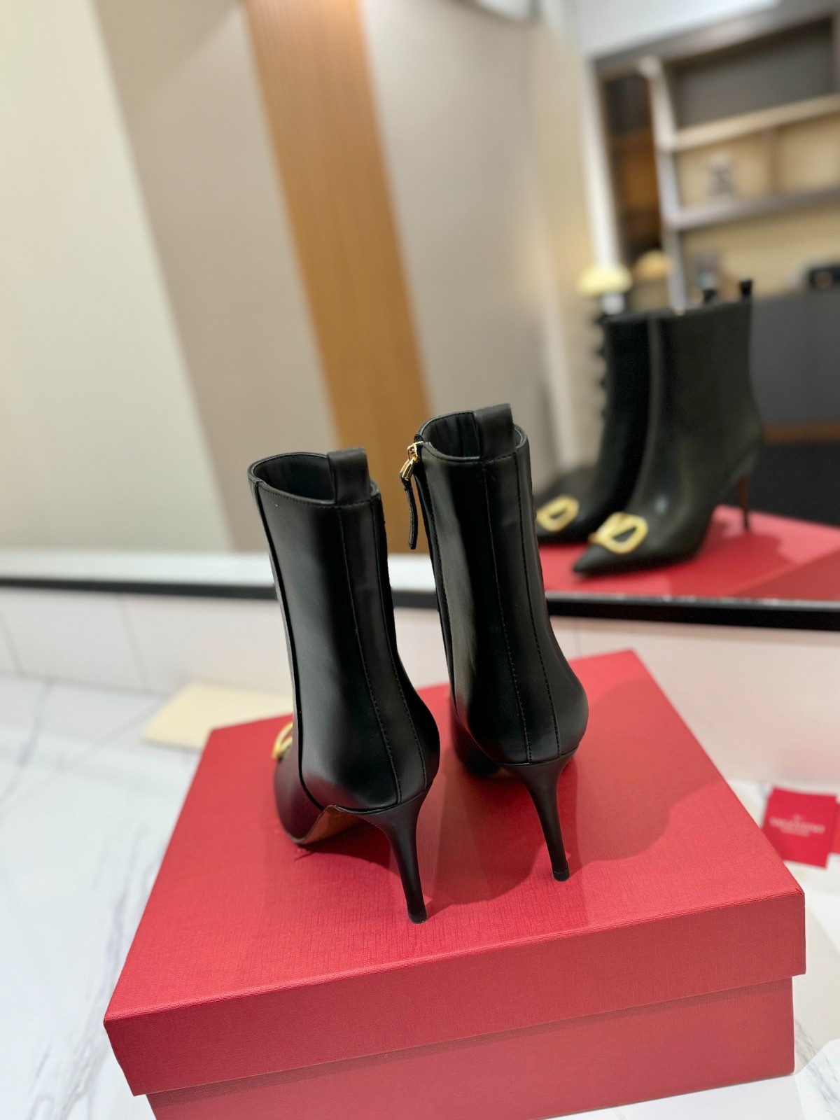 003 40123133 size 35-42