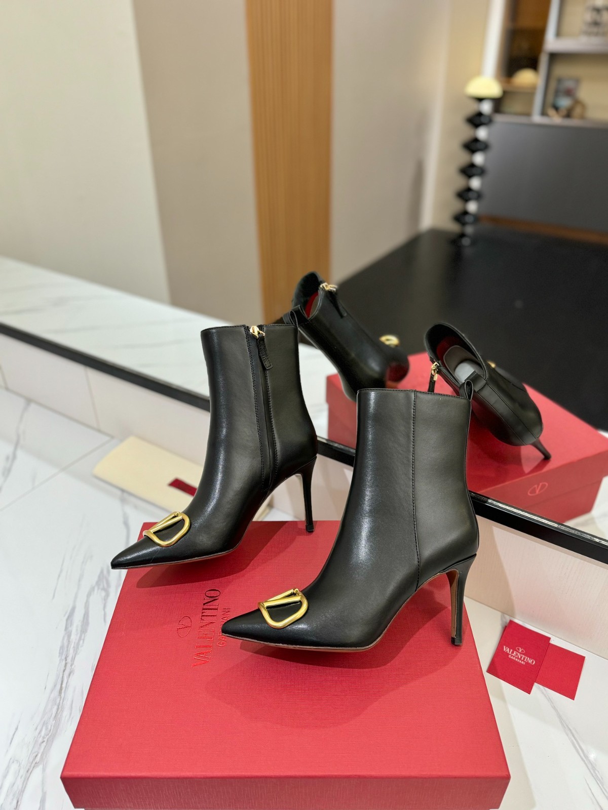 003 40123133 size 35-42