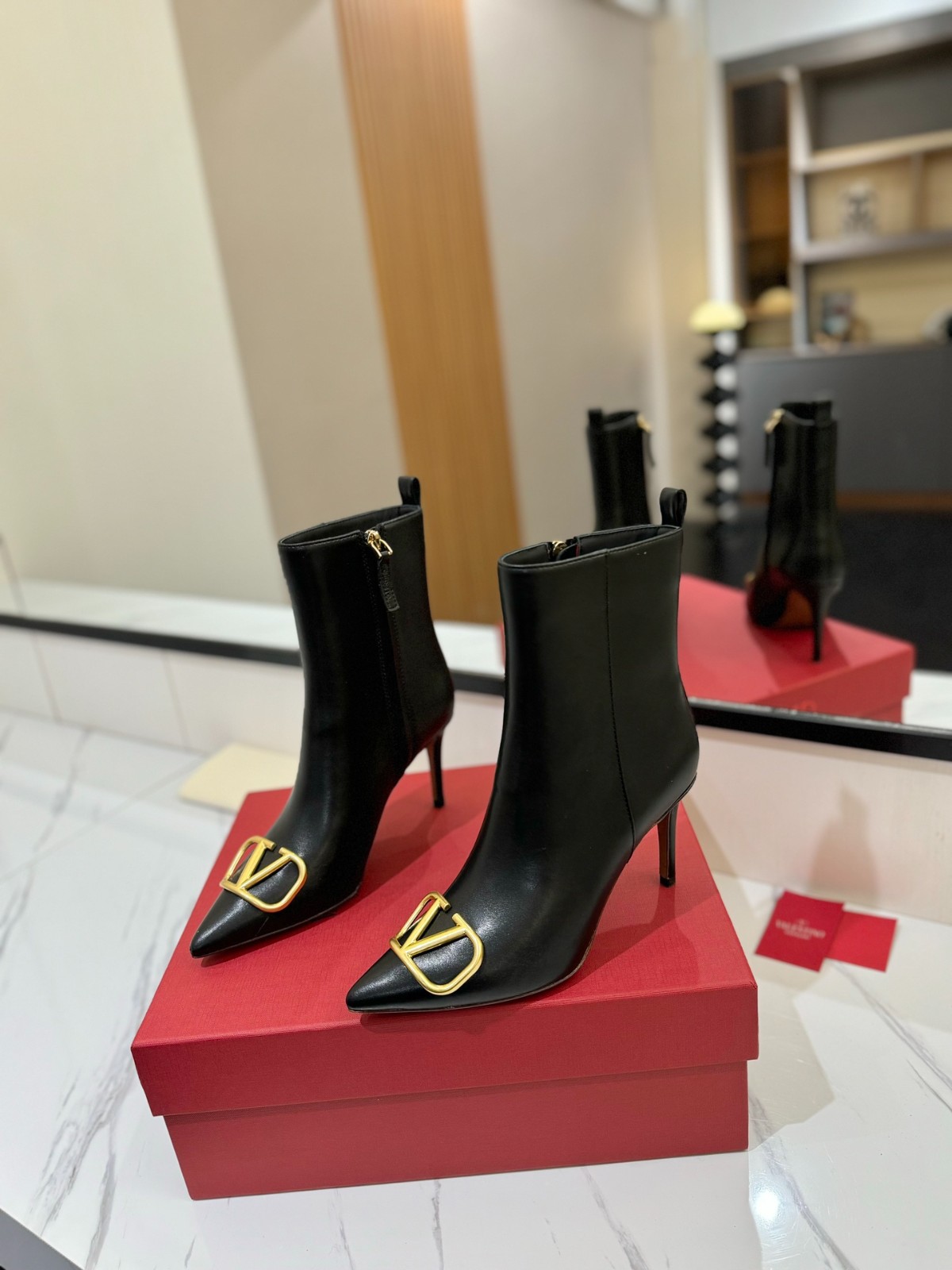 003 40123133 size 35-42