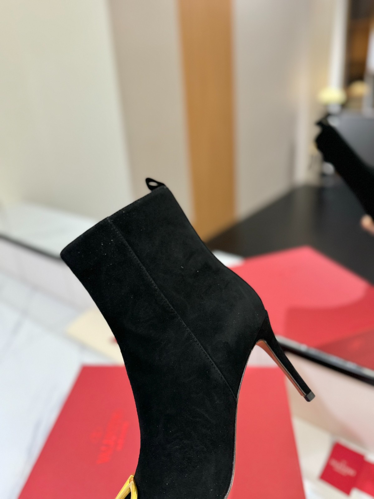 001 40123133 size 35-42